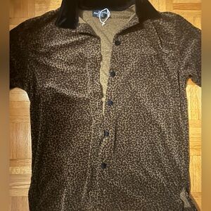Cheetah velvet button up